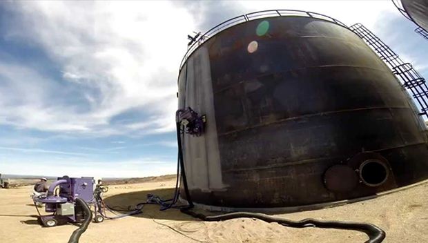 石油儲(chǔ)罐防腐除銹機(jī) 石油儲(chǔ)罐防腐除銹機(jī)