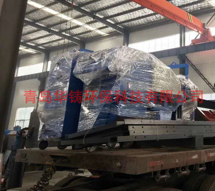 山西用戶訂購(gòu)儲(chǔ)油罐體拋丸機(jī)裝車(chē)發(fā)貨圖 山西用戶訂購(gòu)儲(chǔ)油罐體拋丸機(jī)裝車(chē)發(fā)貨圖