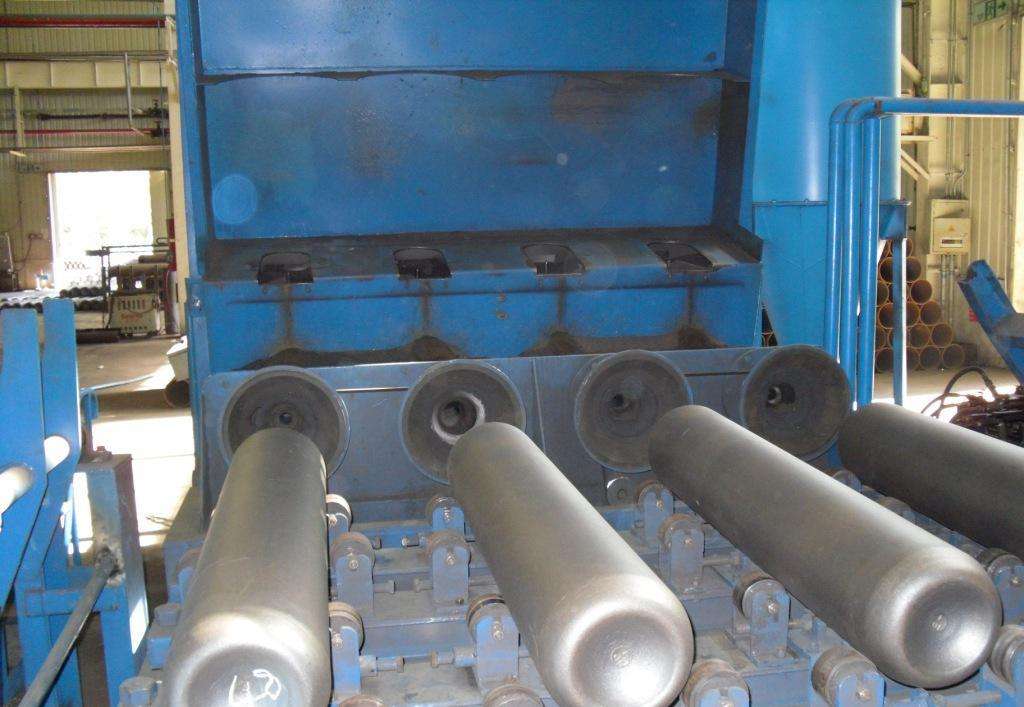 壓力罐拋丸機(jī) 壓力罐拋丸機(jī)