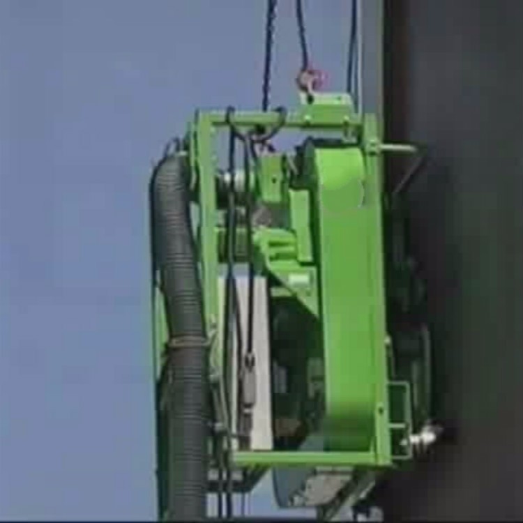 油罐外壁拋丸機(jī)效果圖 油罐外壁拋丸機(jī)效果圖